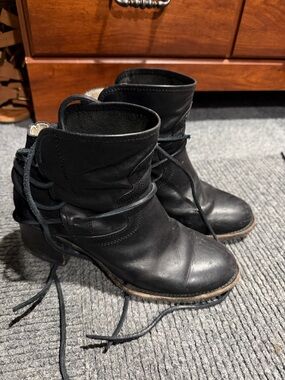 freebird Black Leather Lace-Up Ankle Boots